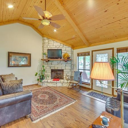 Dog-Friendly Wills Point Home With Grill On 10 Acres Canton Ngoại thất bức ảnh